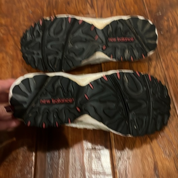 Women’s New Balance SL-1 All Terrain Slip On Sneakers. Size 7.5. - Picture 6 of 6